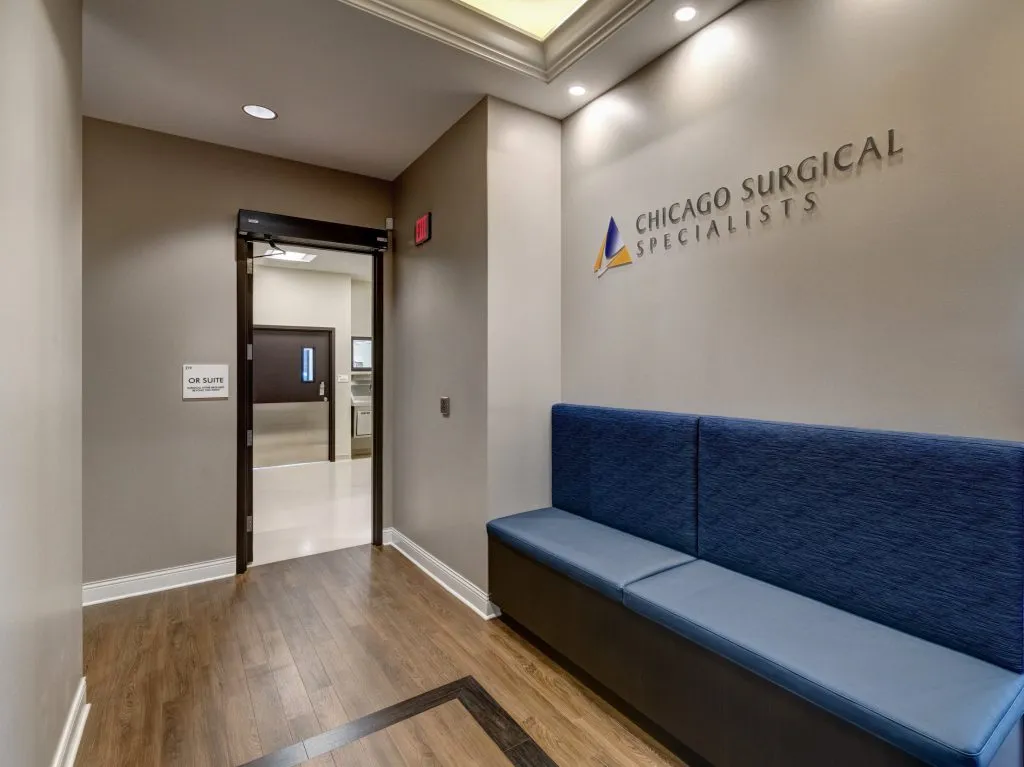 Entrance to Chicago Surgical Specialists