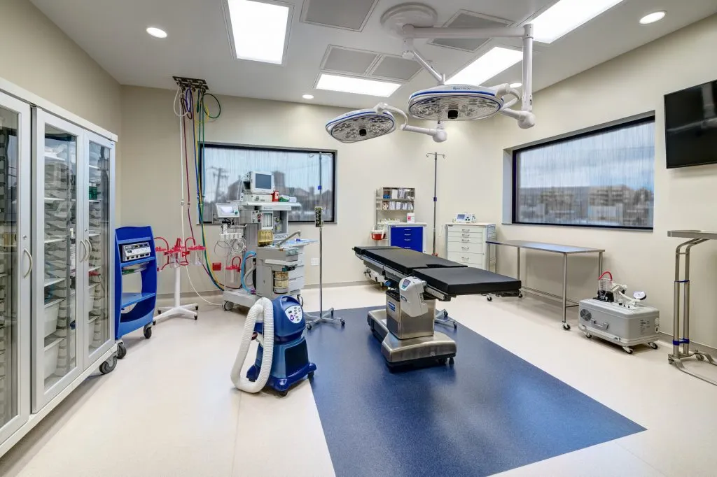 Chicago Surgical Specialists procedure room